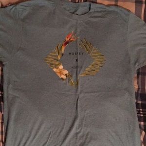 Hurley t shirt, baby blue